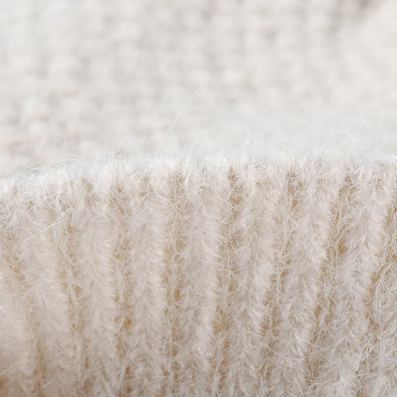 თერმო ბაფთიანი ნაქსოვი ქუდი პომპომით