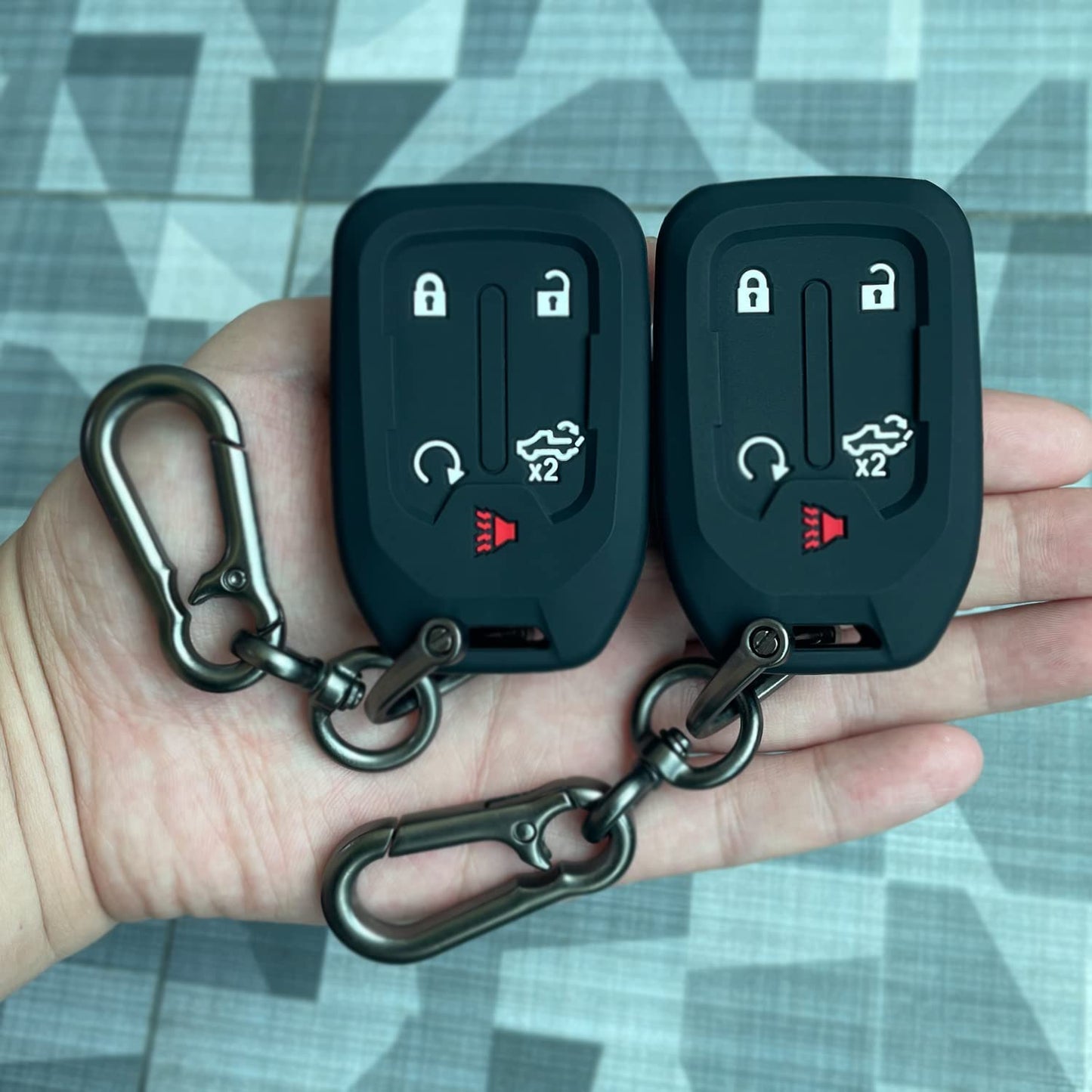 2PCS Silicone Smart Key Fob Case Cover for 2023 2022 2021 2020 2019 Chevy Silverado and GMC Sierra 1500 2500HD 3500HD, Remote Protector Accessories Holder(Key Ring,Black and Black)